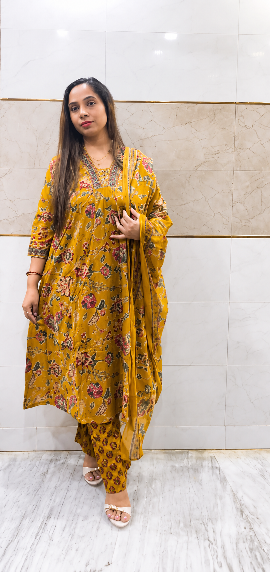 A-LINE YELLOW SUIT