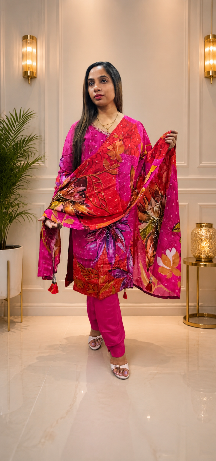 CHINNON - PINK SUIT