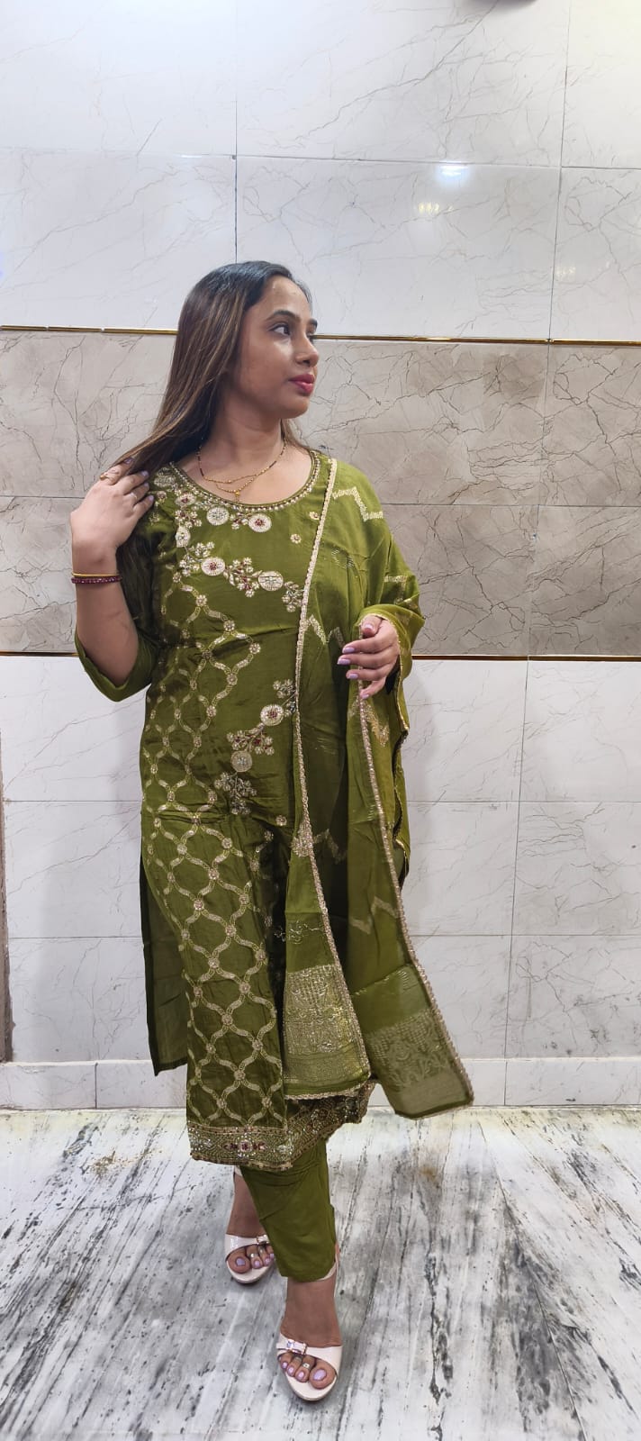 DESIGNER GREEN SUIT