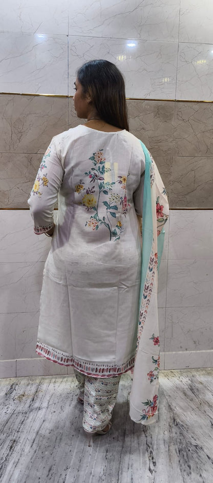COTTON - WHITE FLOWER V NECK SUIT