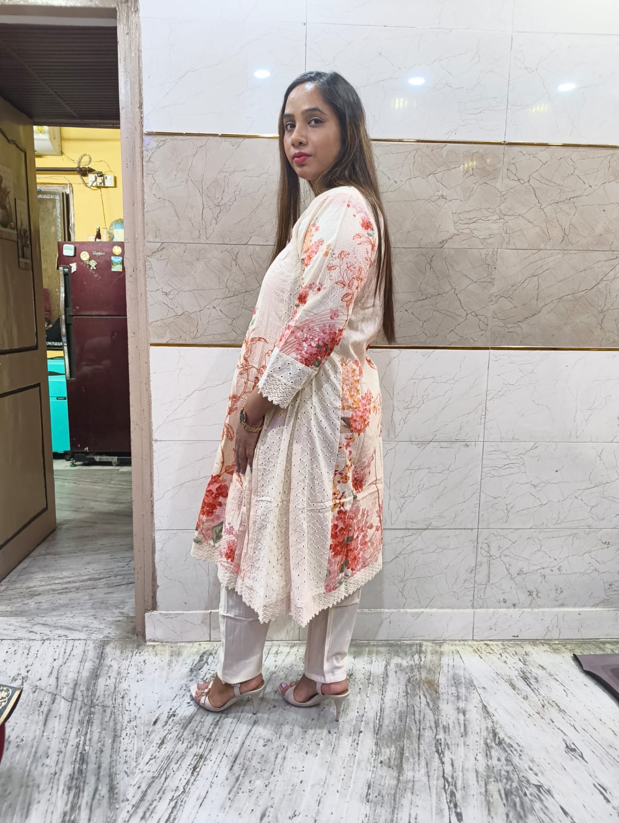 COTTON - WHITE A LINE SUIT