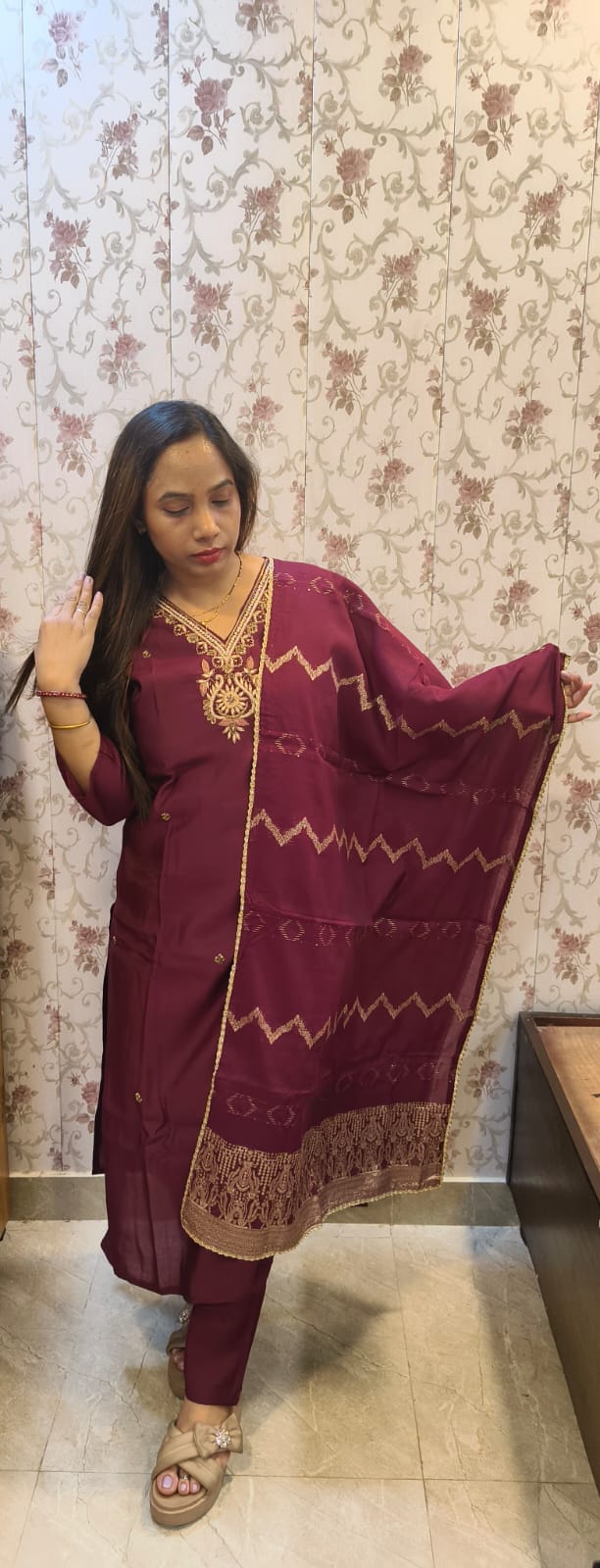WINE COLOR SUIT